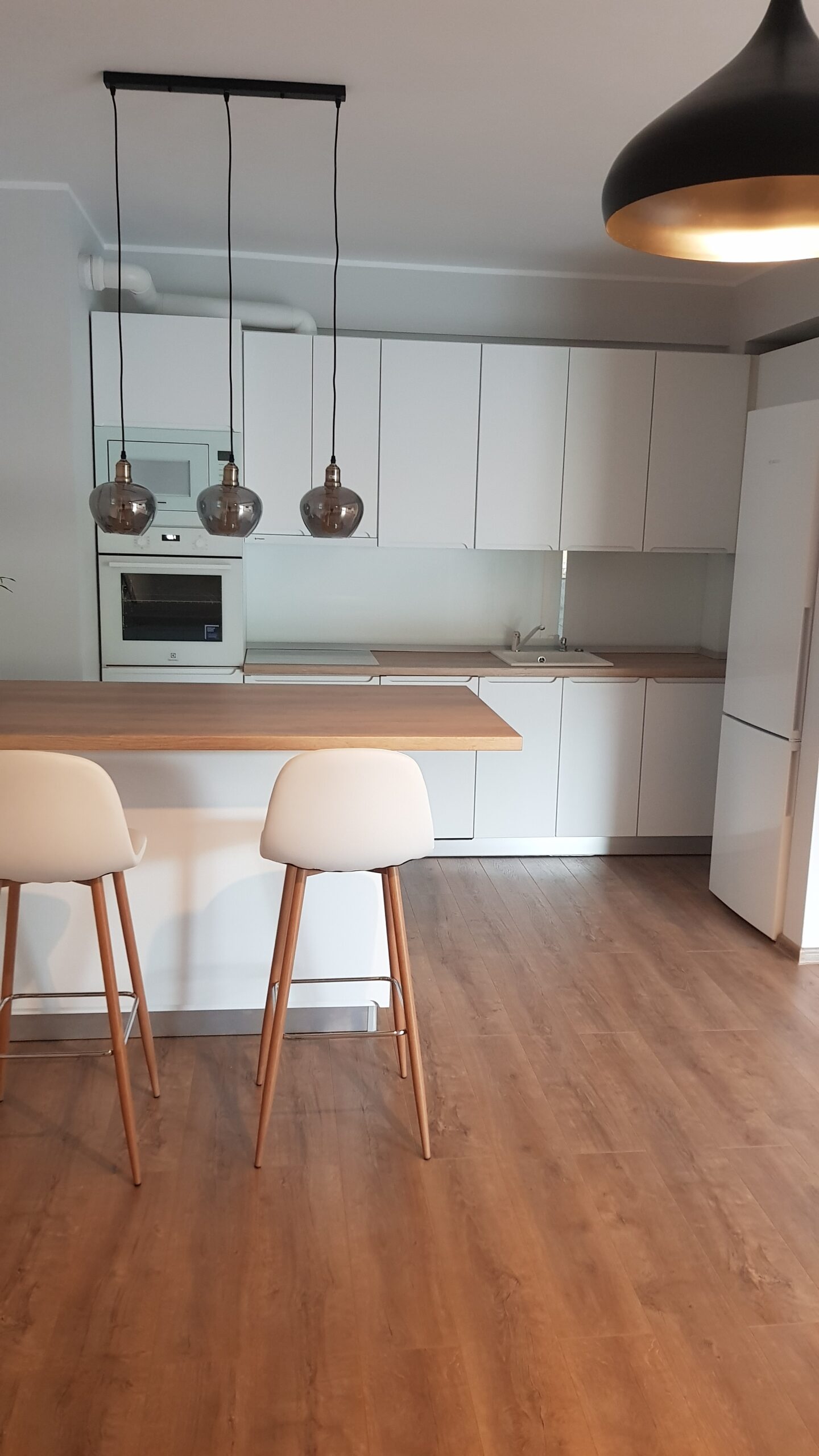 Execut orice mobilier din Pal la comanda