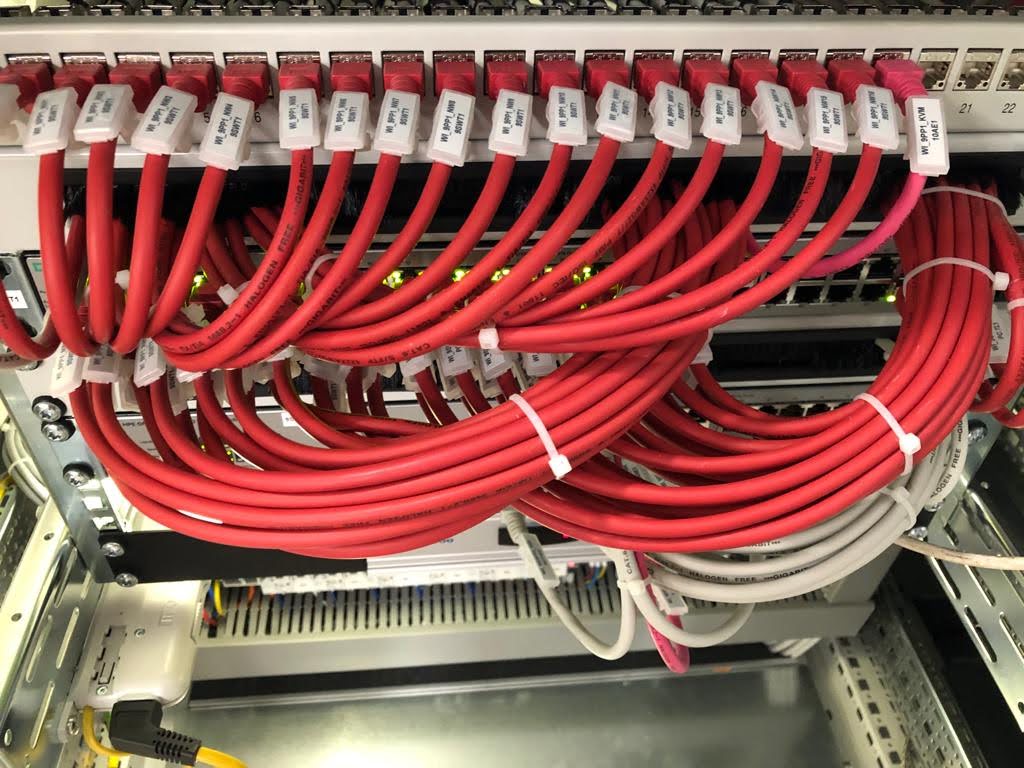 Instalați electrice