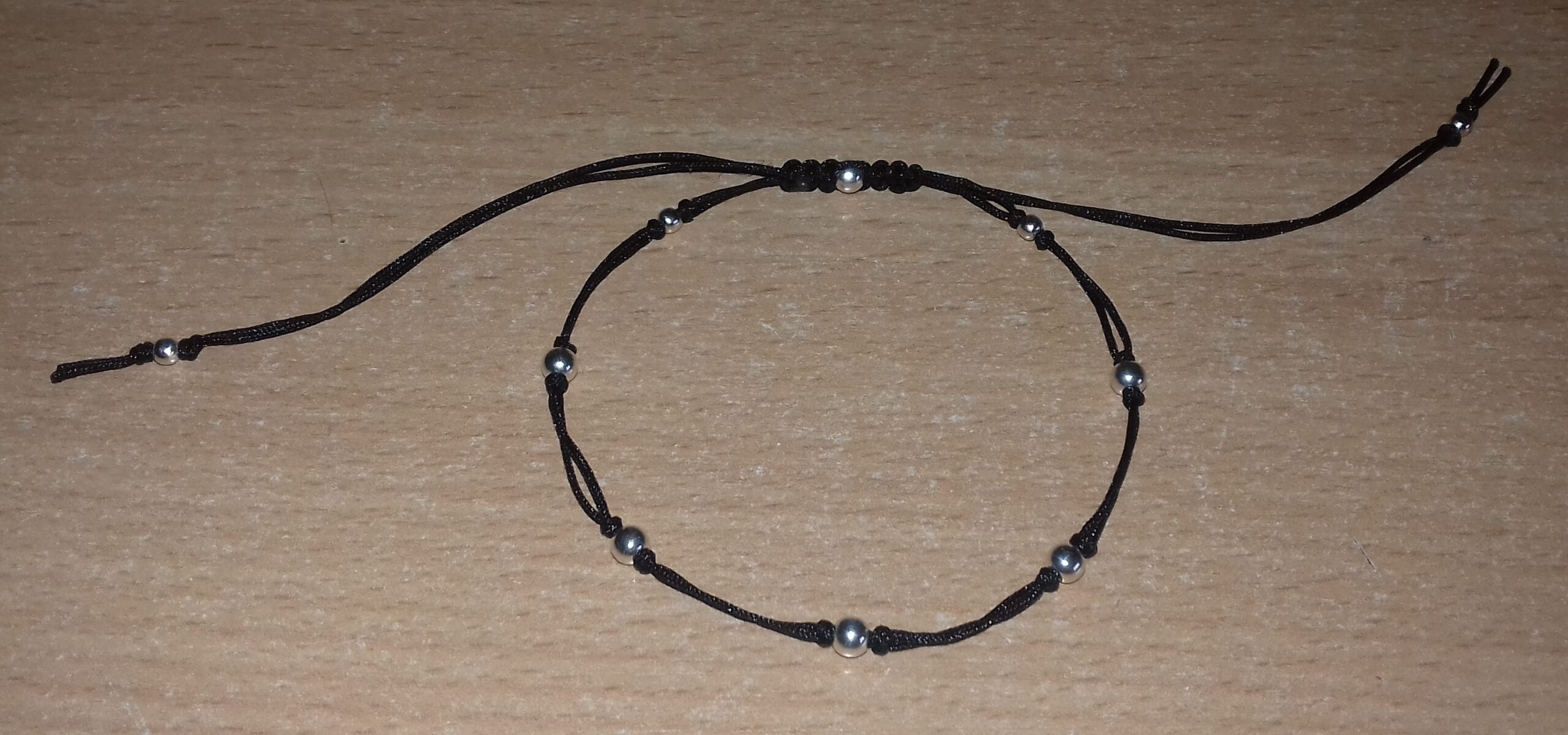 Brățară reglabilă neagră cu bile din argint Ag.925