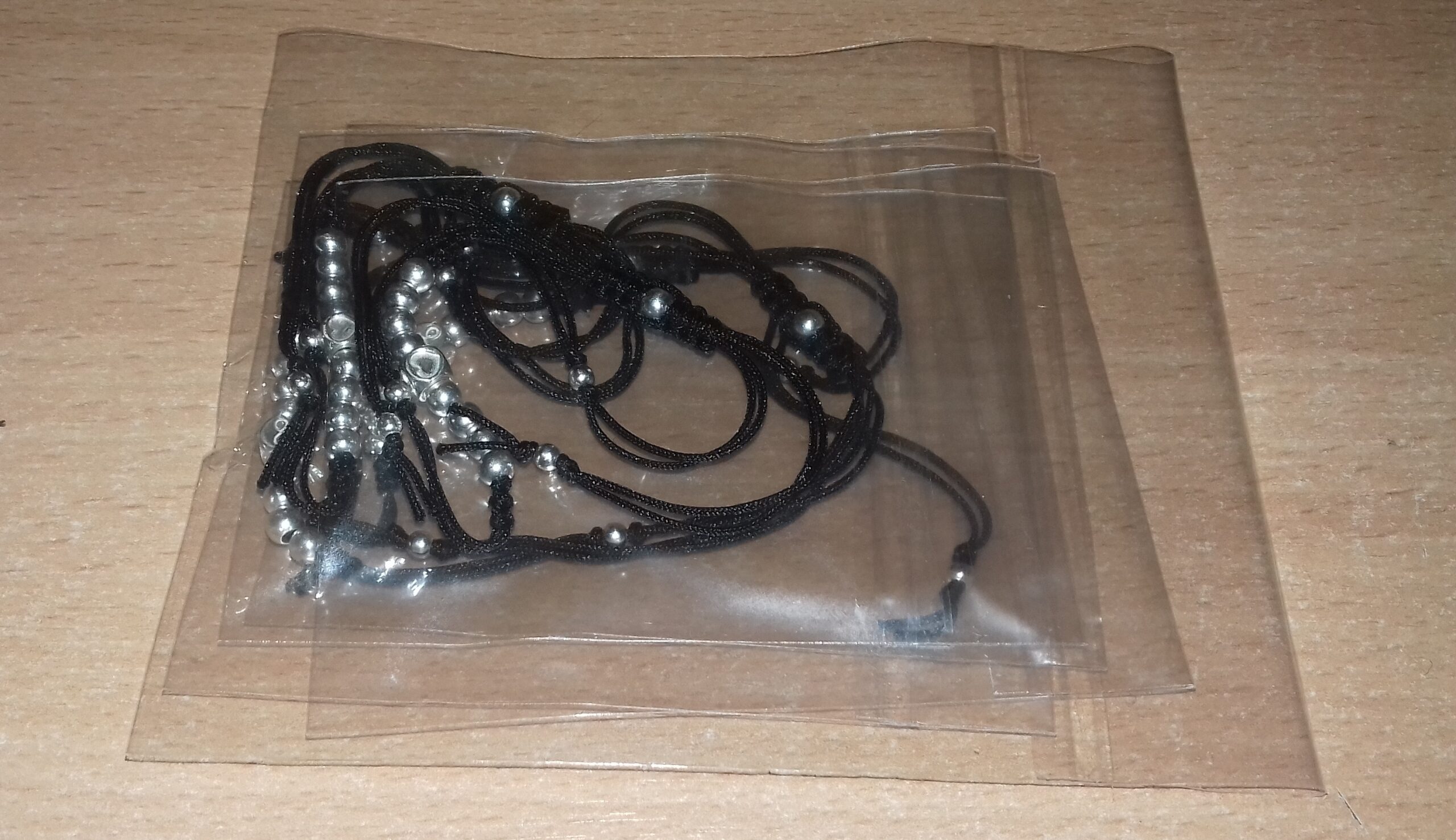 Brățări negre reglabile cu bile și cub Inimă din A