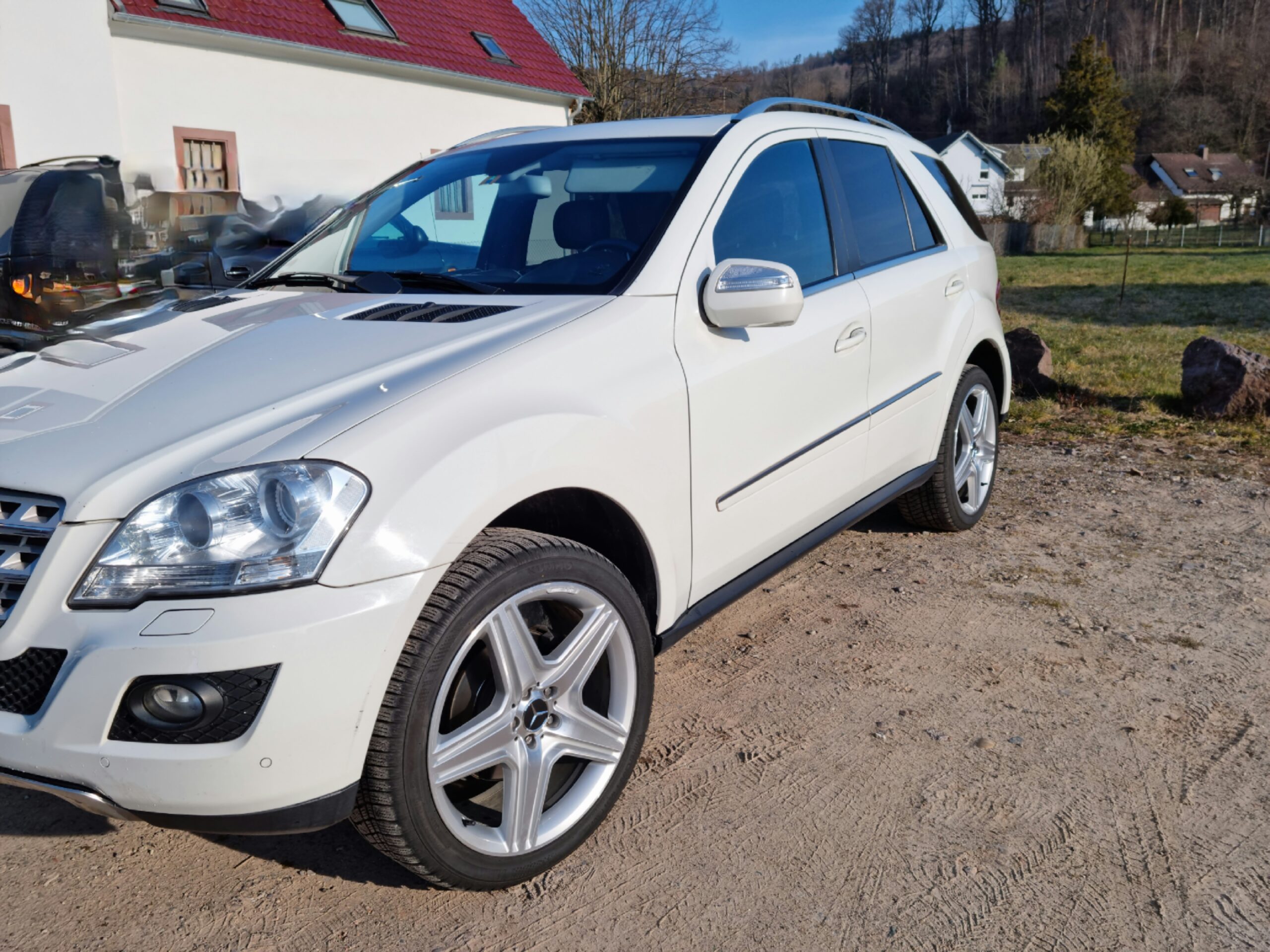 Intermedieri cumparari Auto