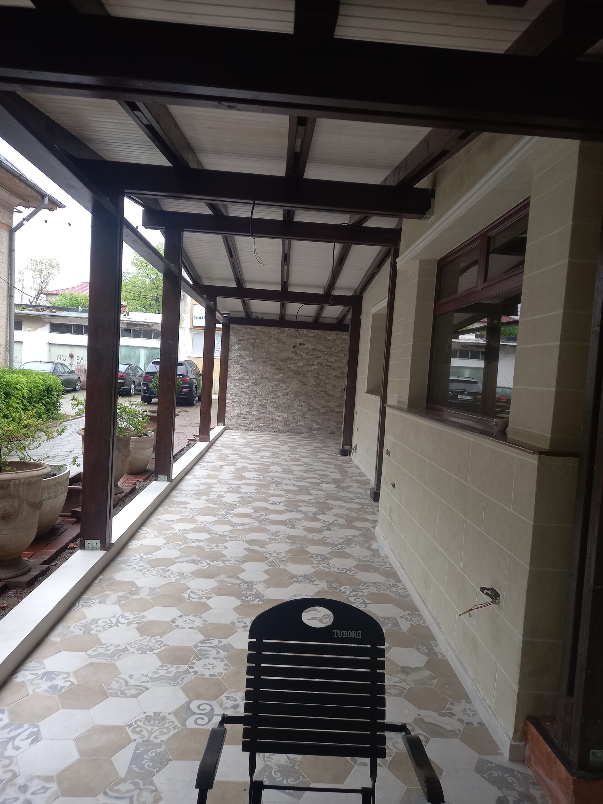 Amenajări interioare și exterioare