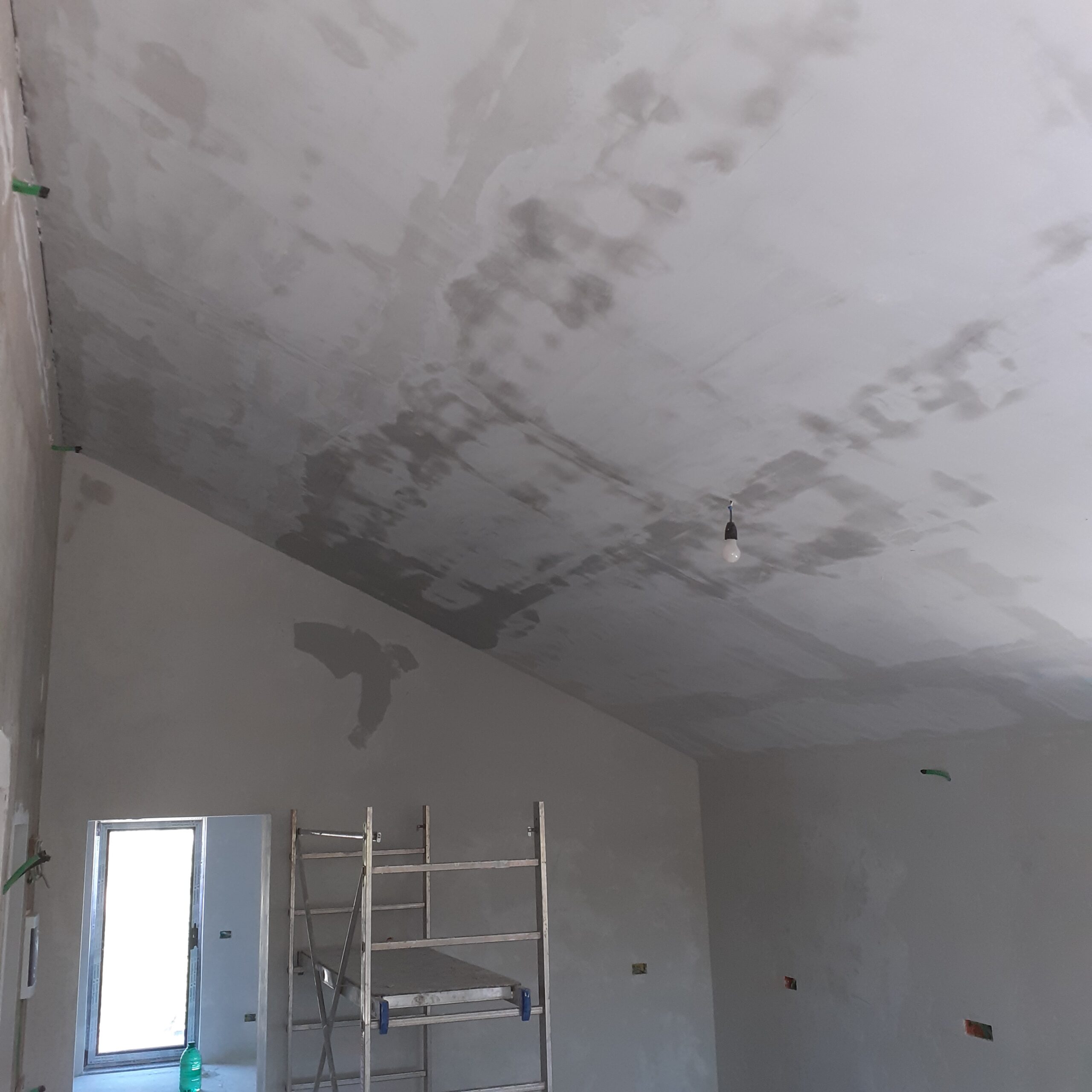 Amenajeri interioare si exterioare