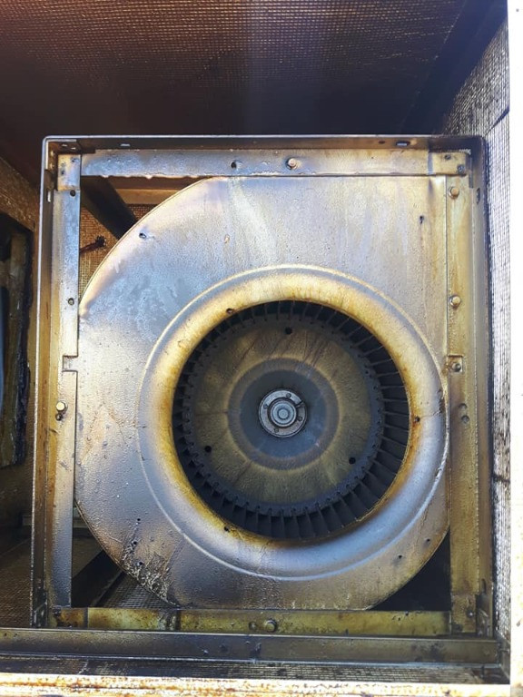 Curatare hote , tubulatura ,motor HORECA