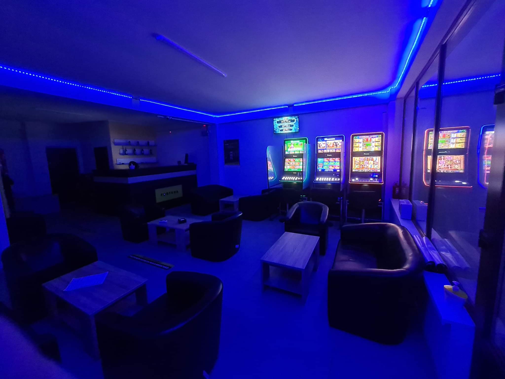 Se vinde afacere la cheie cafe bar și pariuri