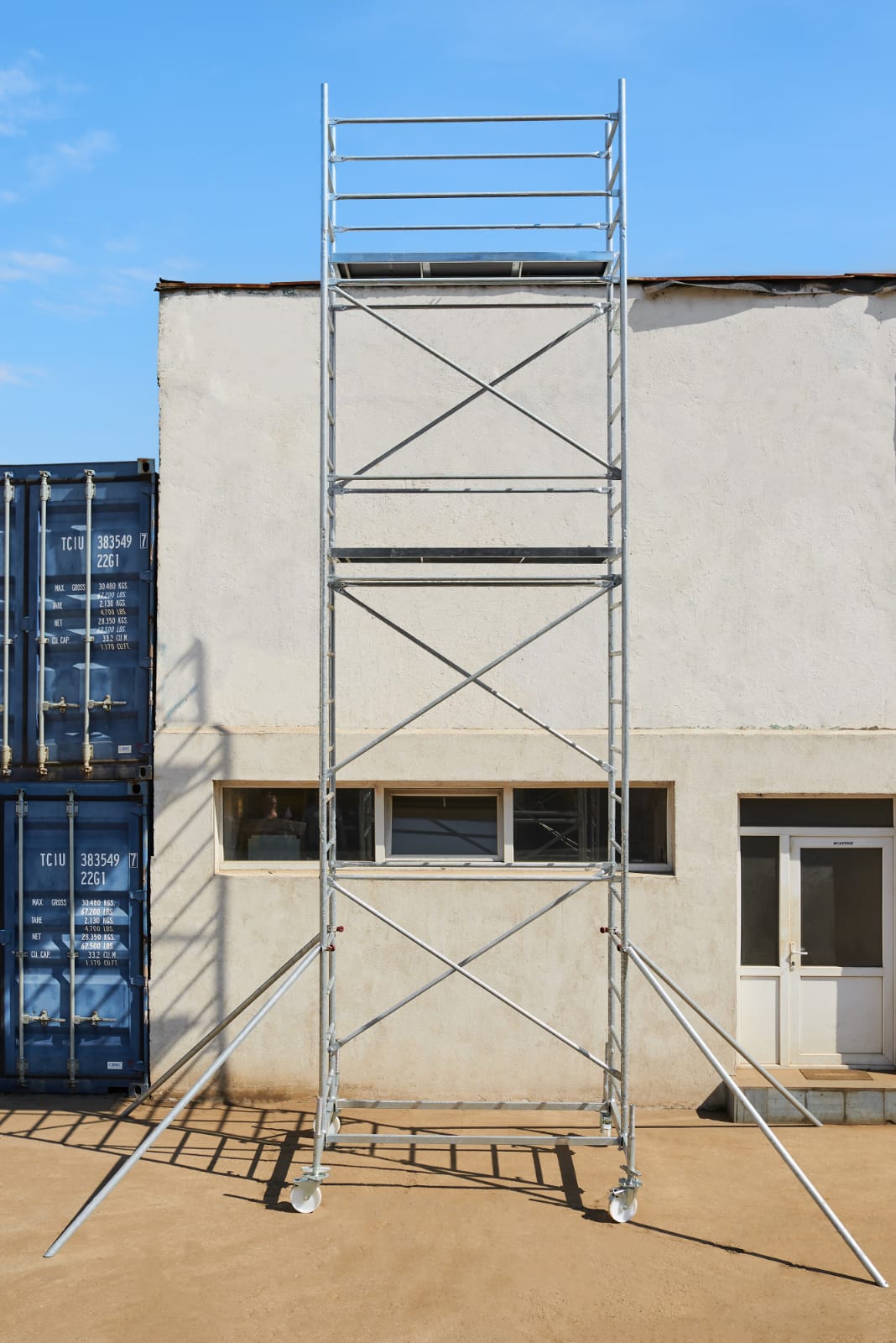 Inchiriez schela mobila