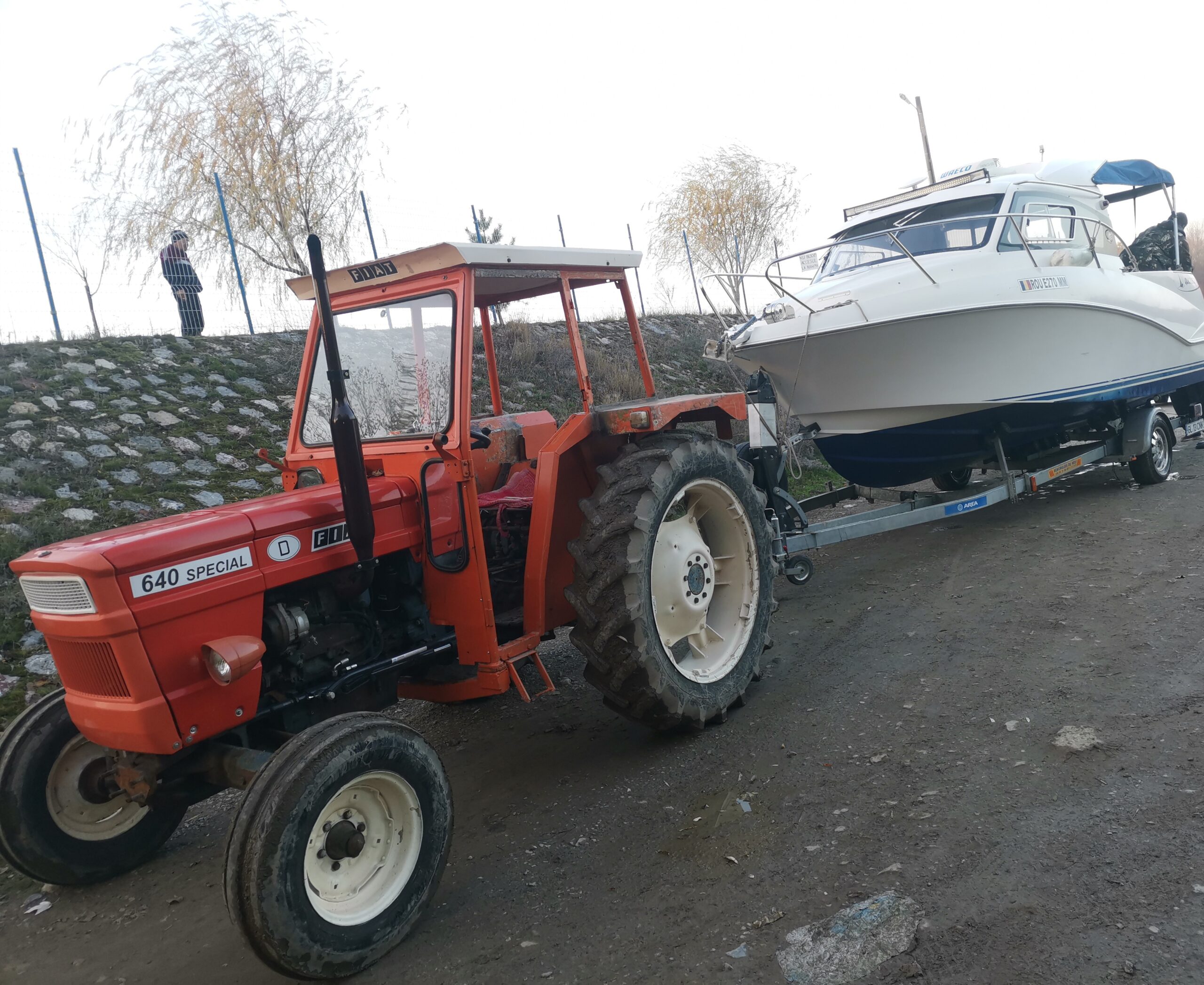 Parcare Barci Victoria Parc Nautic