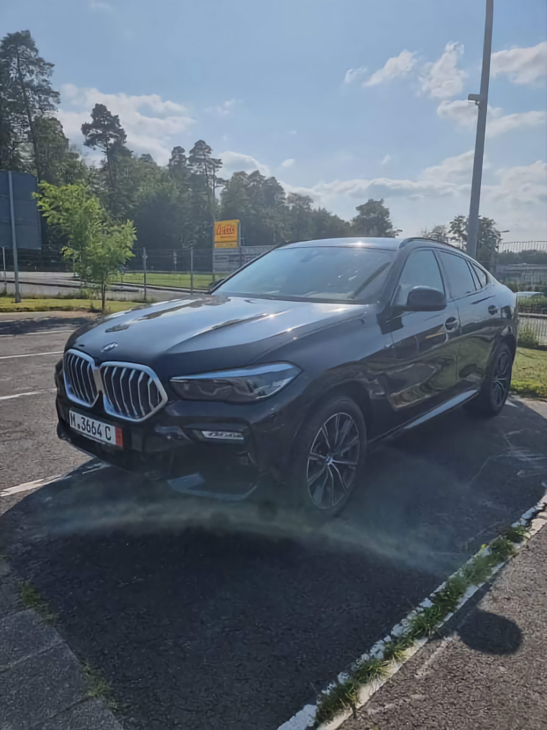 Intermedieri cumparari Auto