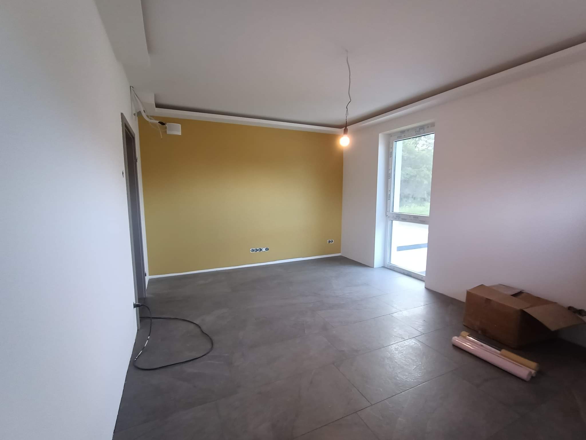 Executam lucrări Interioare/Exterioare