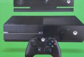 Xbox One + 5 Jocuri Pre-Instalate Electronic!