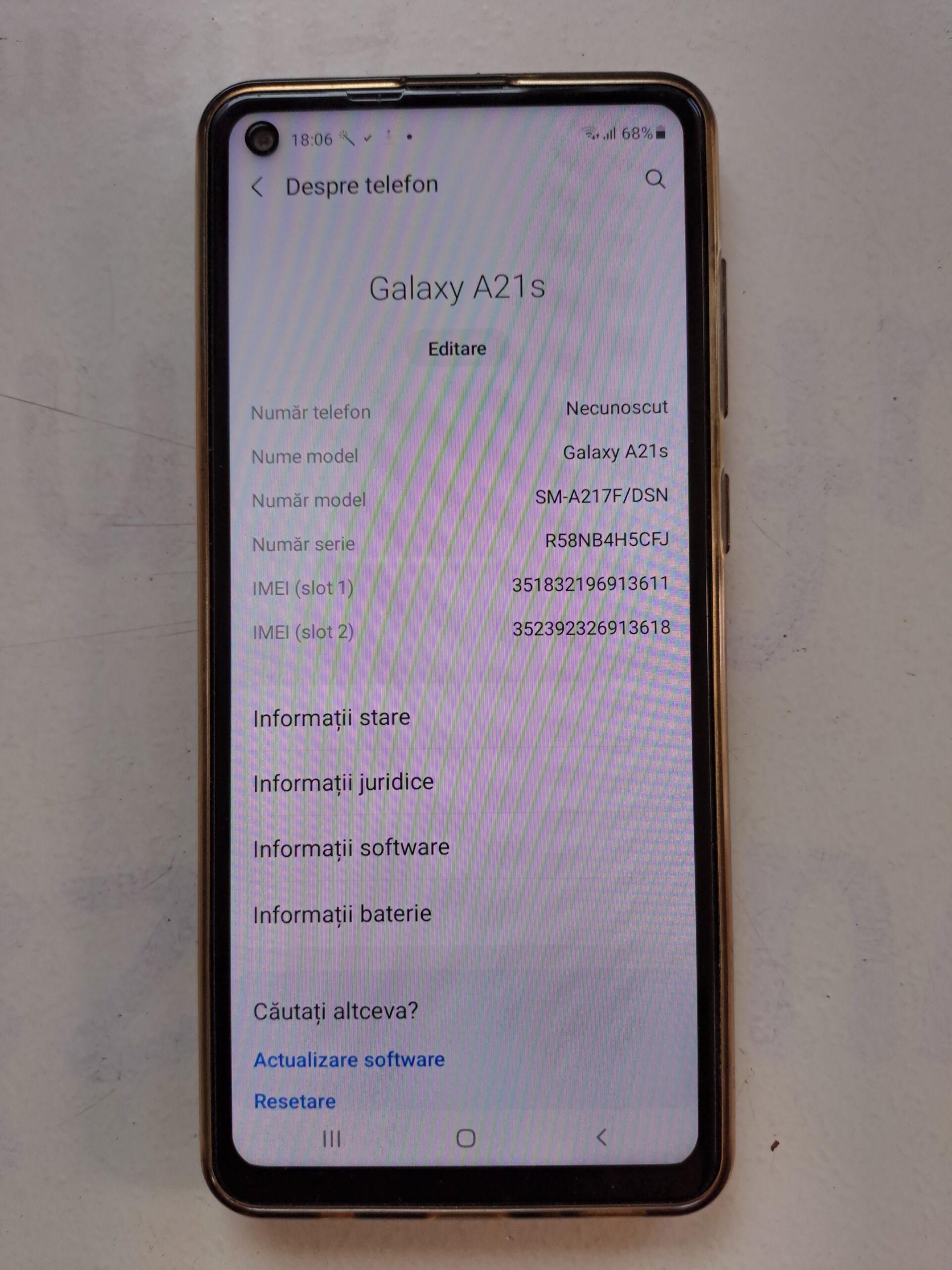 Telefon Samsung A21s.