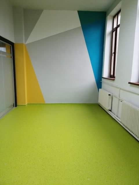 Sc angajeaza dulger-sarpantier, zidar-tencuitor.