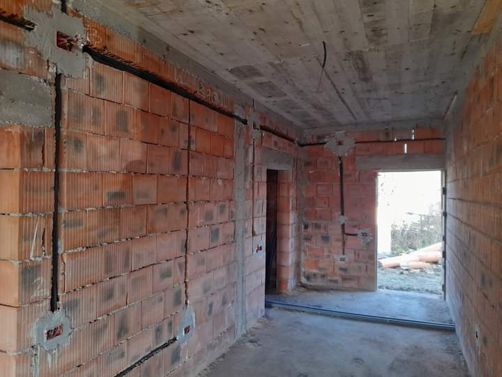 Electrician autorizat/ instalații electrice