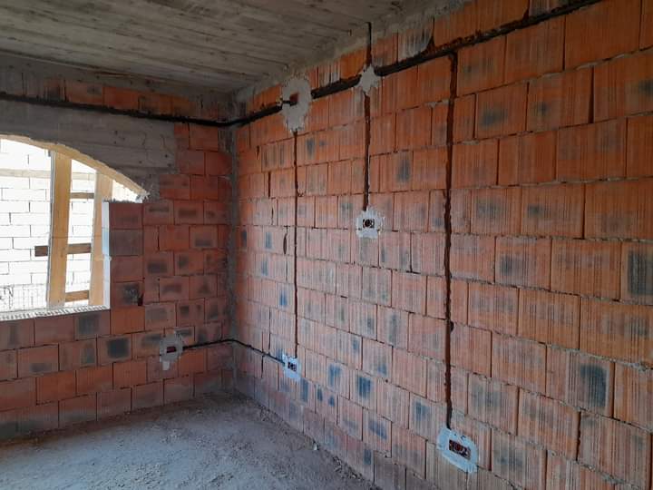 Electrician autorizat/ instalații electrice