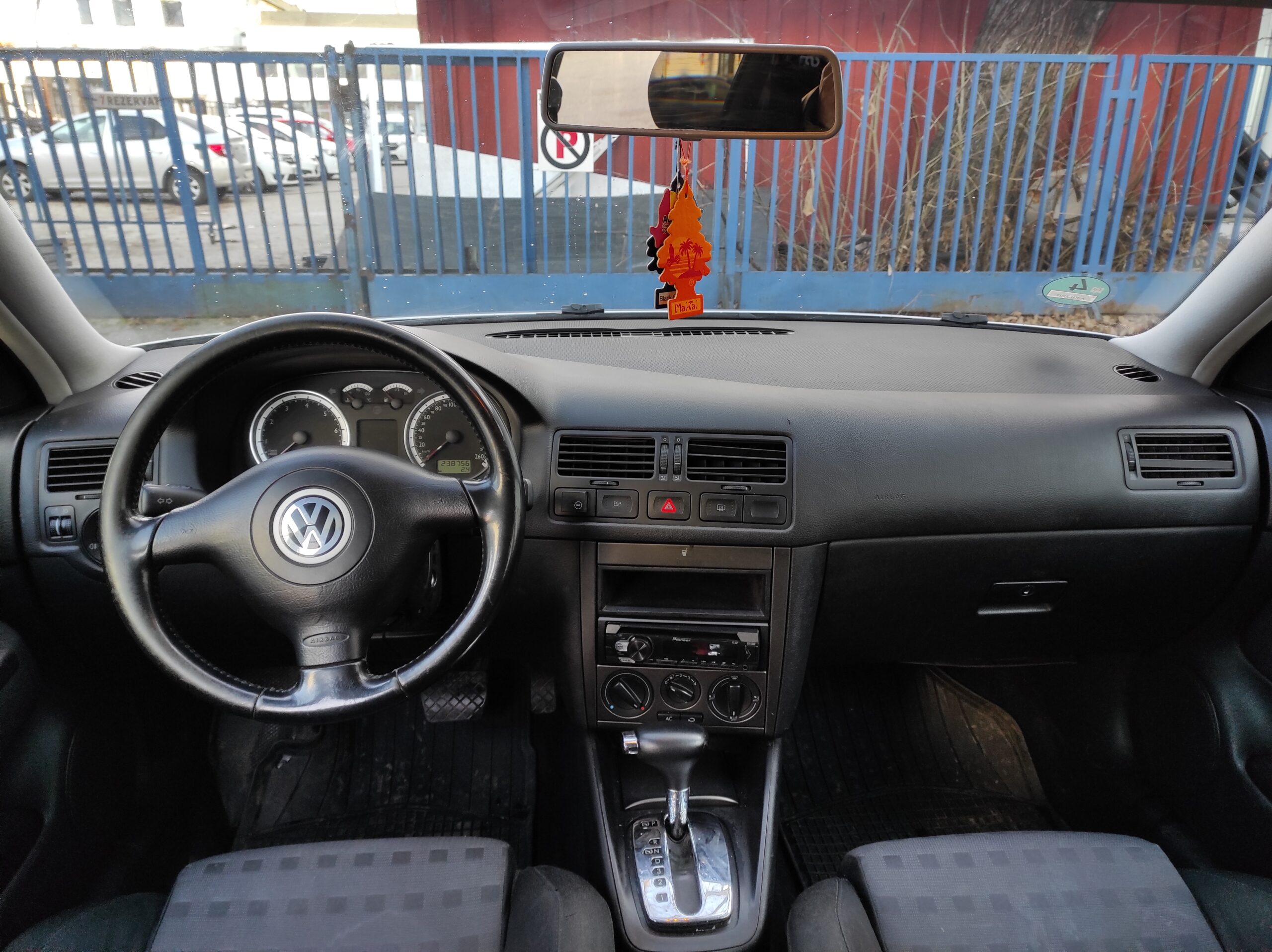 Vw Bora automata 1.6 benzina+gaz