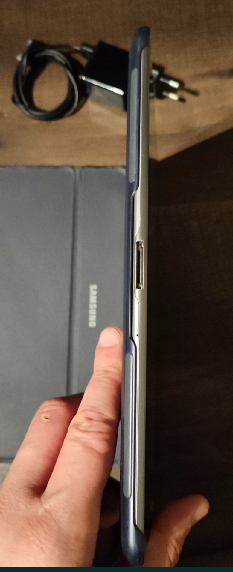 Vând 2 tablete ( la pachet ) Tab 2 + Turbox