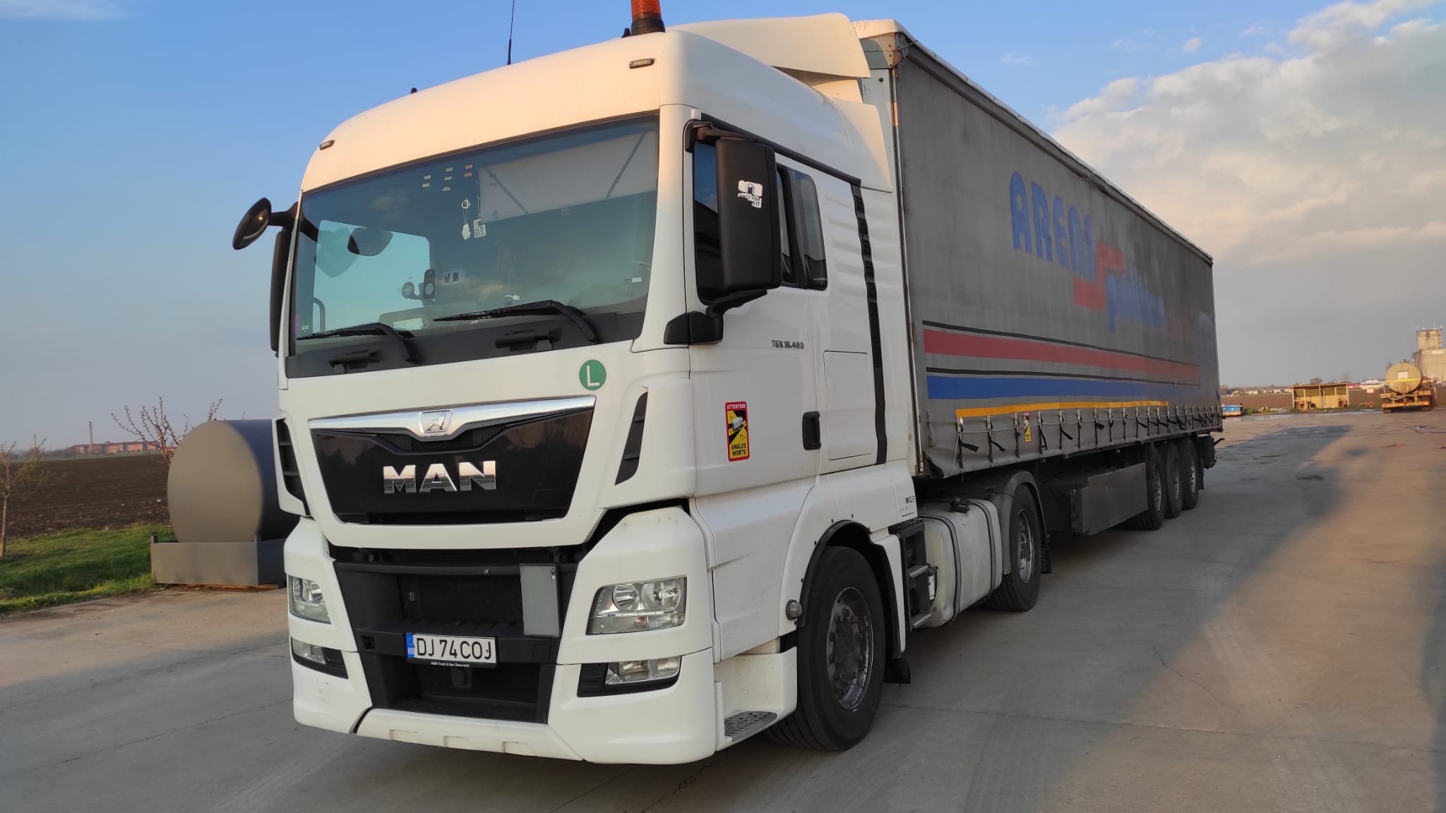 cap tractor man tgx18.480,ansamblu complect 30000€