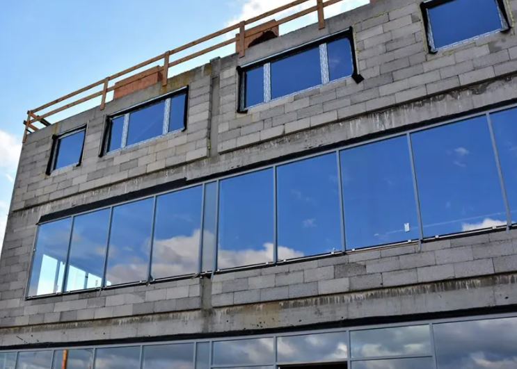 Caramizi din polistiren si beton