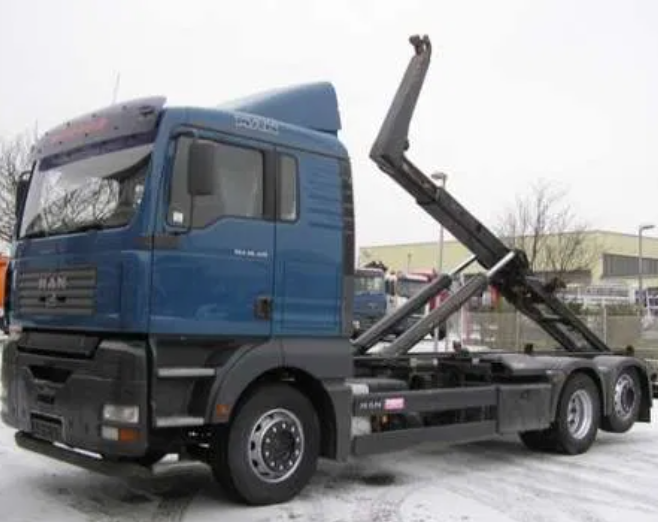 Camion cu carlig abroll, MAN TGA 26.410 FNL