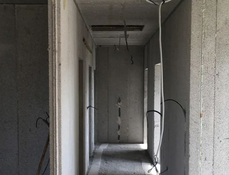 Pereti de compartmenytare din polistiren si beton