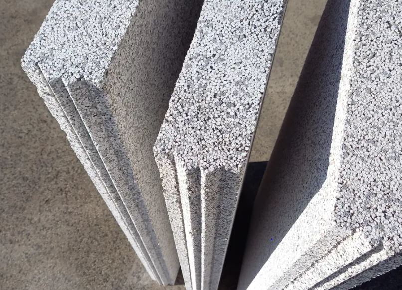 Pereti de compartmenytare din polistiren si beton