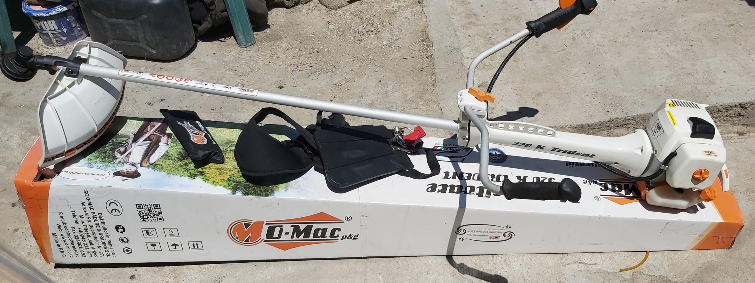 Motocoasă O-Mak 520K Trident foarte puțin folosită