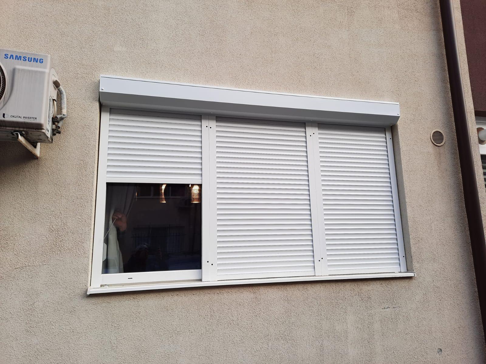 Producem si montam rulouri exterioare din aluminiu