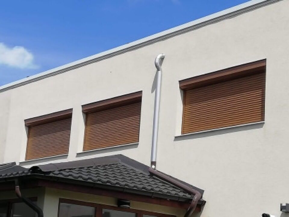 Plase de insecte plisse sau tip rulou / Rulouri exterioare