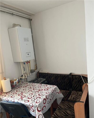 Propietar apartament 3 camere decomandate 68mp berceni tatul