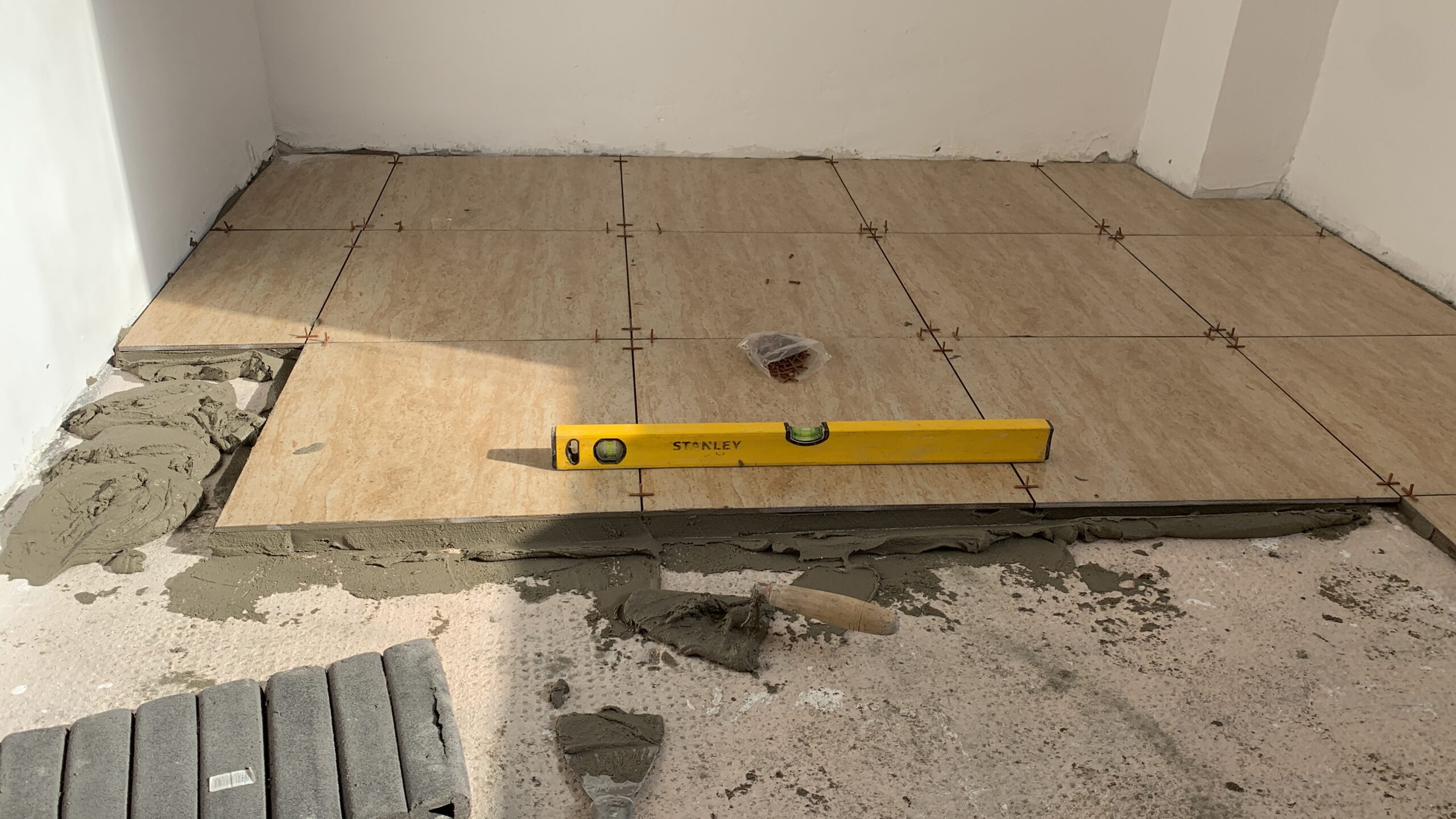 Lucrari de constructii case / hale