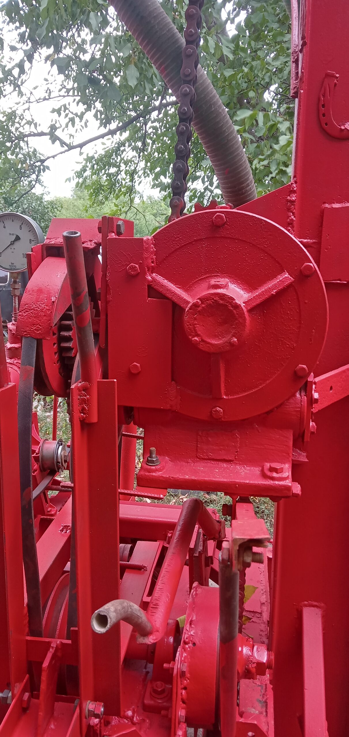 Utilaj,instalatie foraj,foreza puturi 250metri400mm diametru