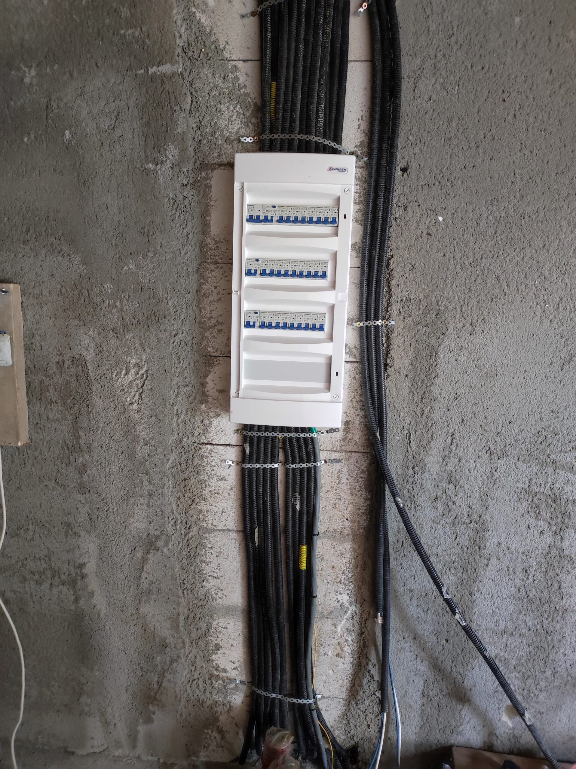 Electrician Construcții civile și industriale autorizat