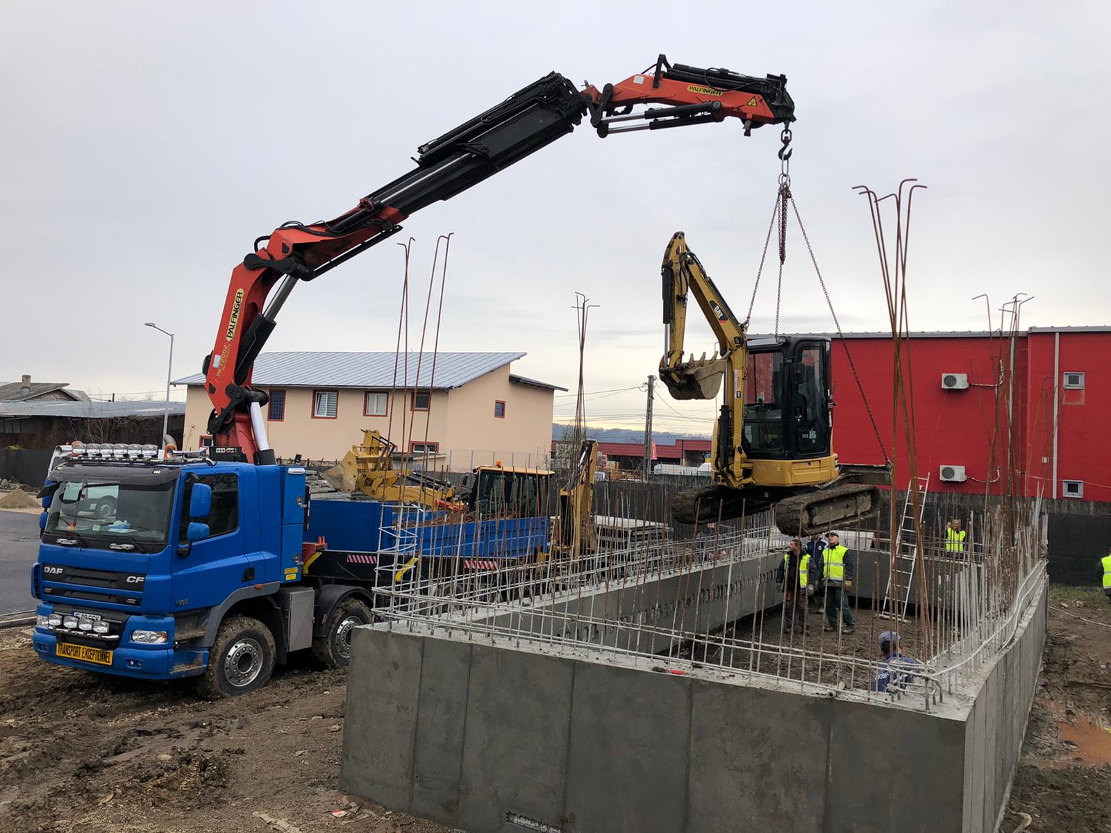 Inchiriez macara pk72000